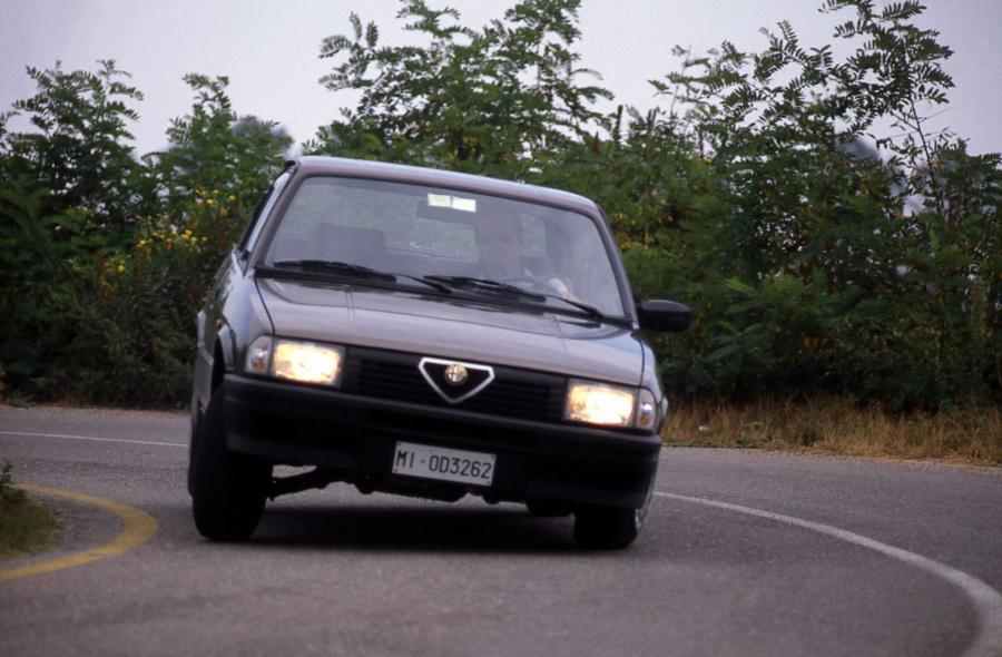  Alfa Romeo 33 1.8 TD (905) 1986 года  (фото 8 из 9)